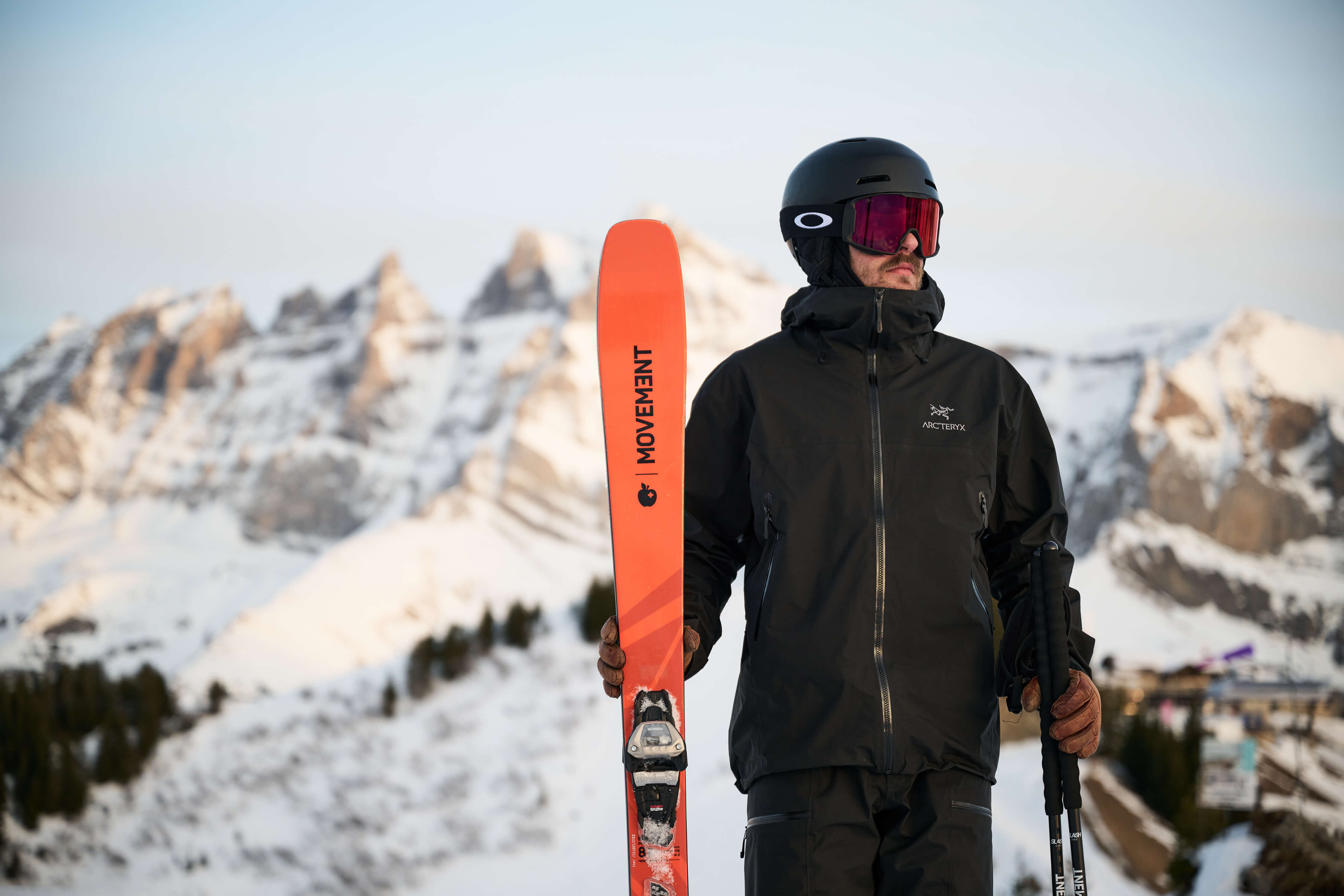 Movement Revolution 88 ski all mountain 173 cm patin 88