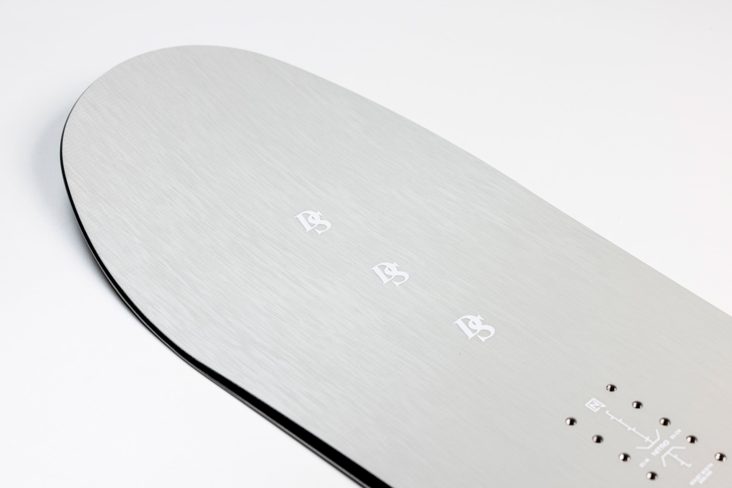 Nitro Santoku Snowboard 159 freestyle butter all-mountain homme