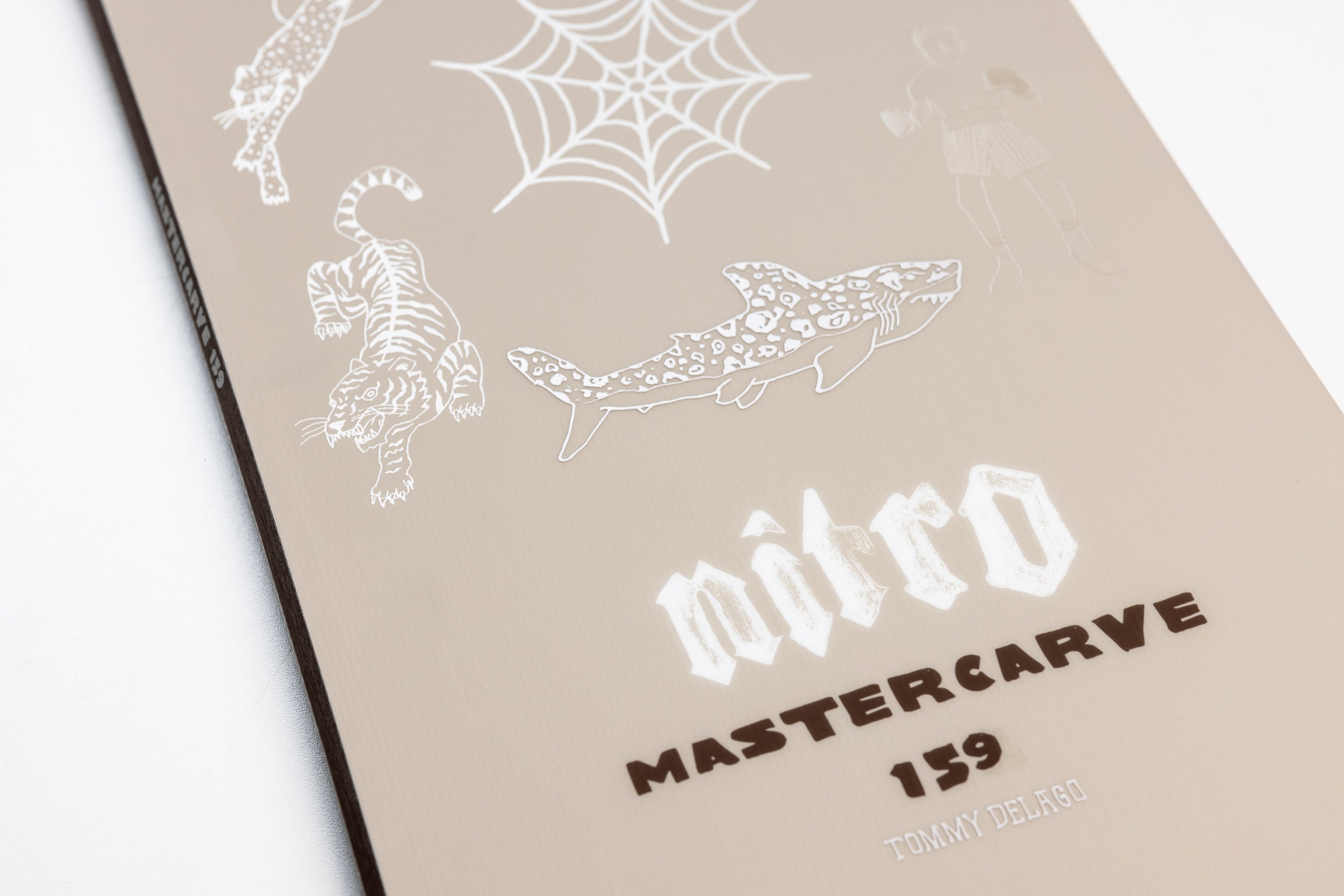 Nitro Mastercarve snowboard carving 159 mid-wide
