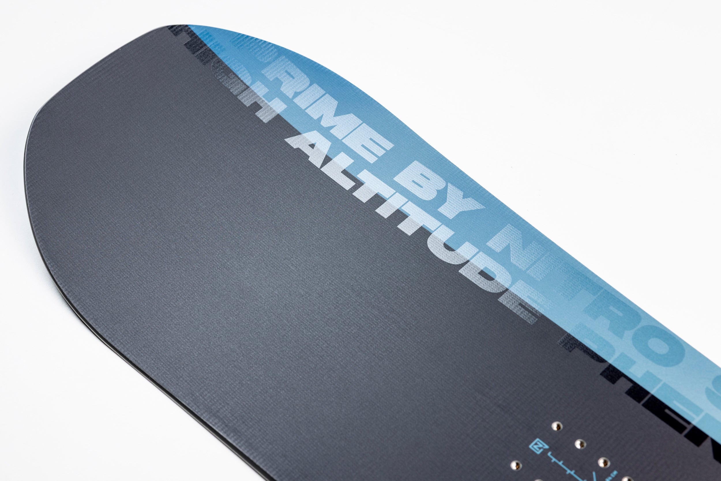 Nitro Prime Chroma planche snowboard 155 débutant