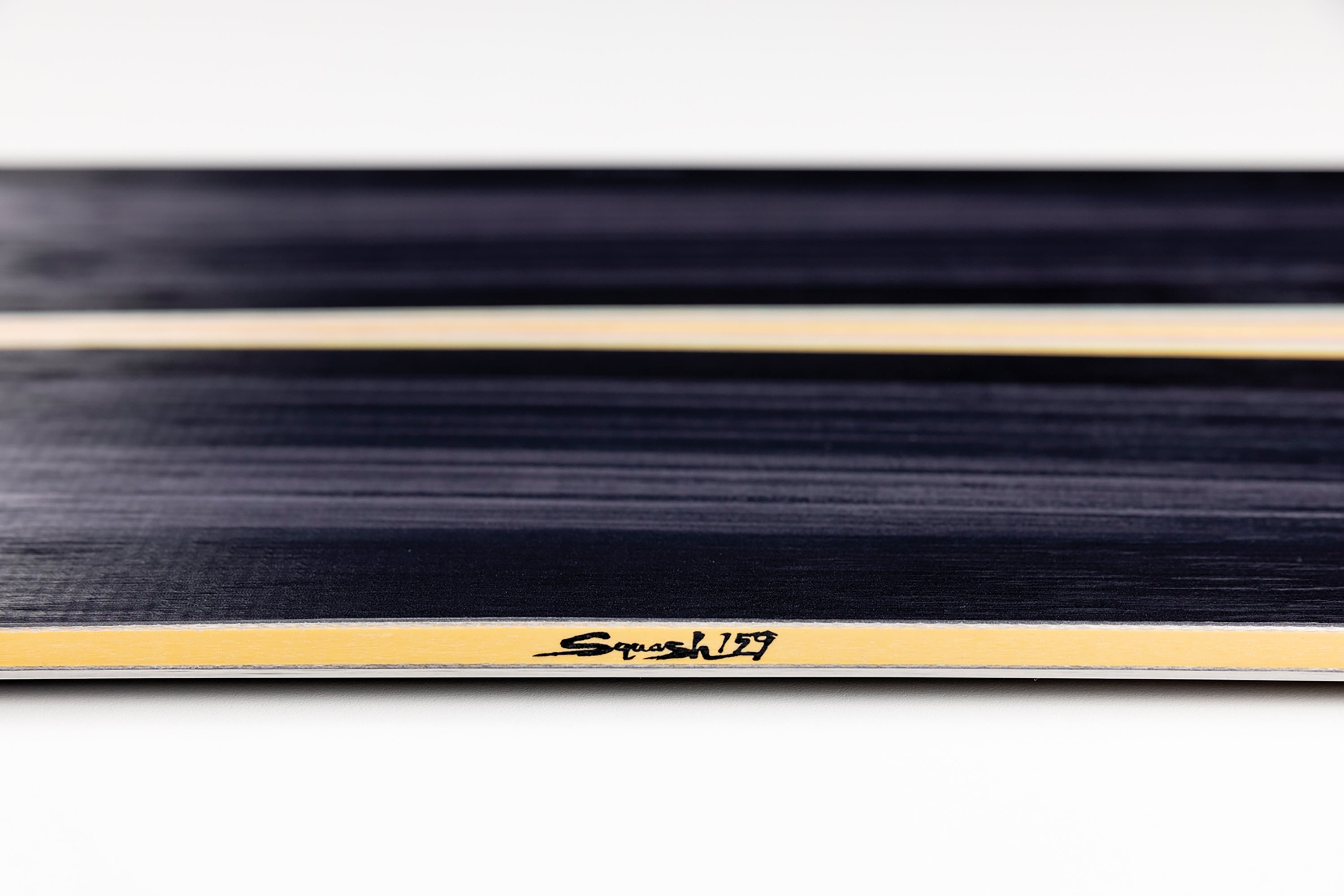 Nitro Squash 159MW planche snowboard carving poudreuse