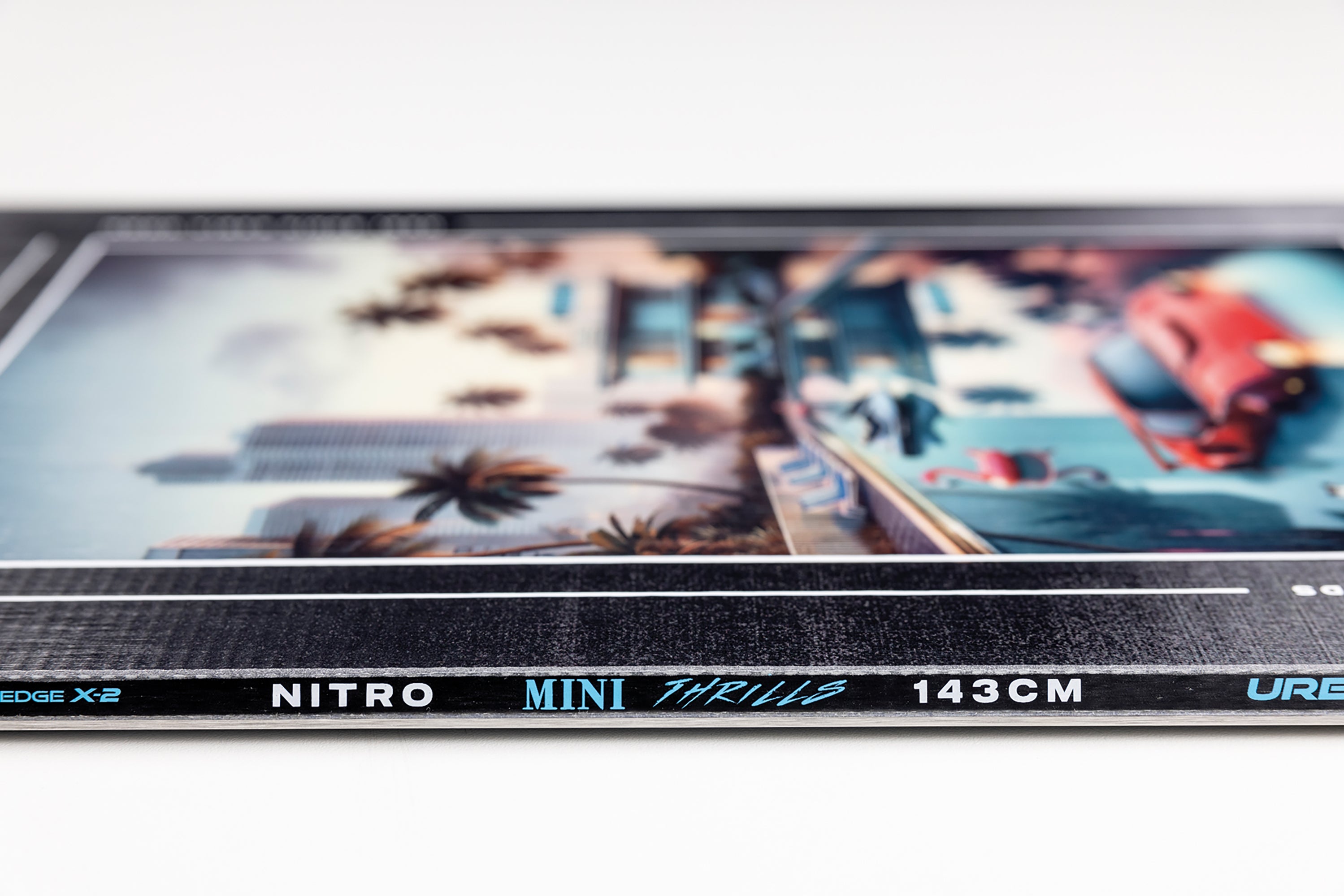 Nitro Mini Thrills planche snowboard enfant 138 park
