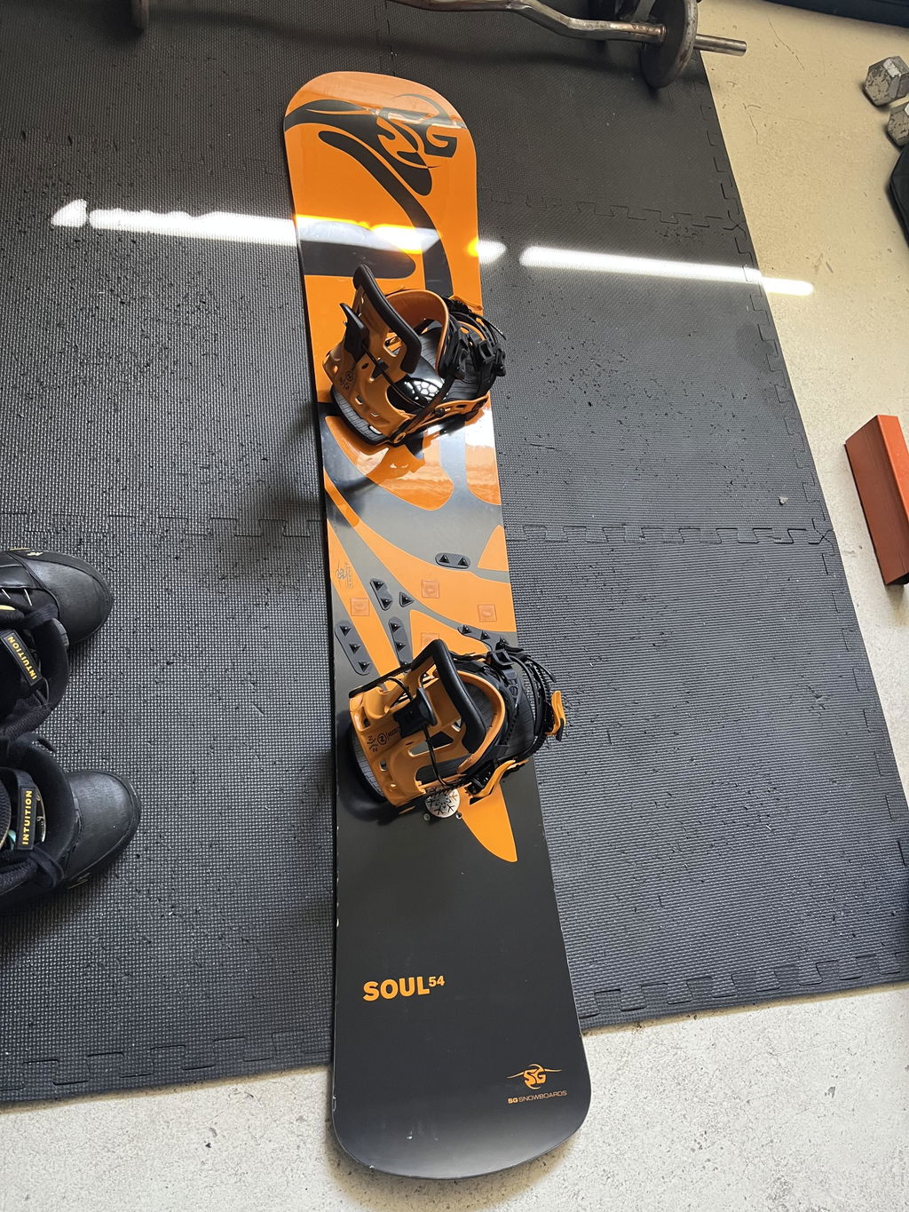 Nidecker Flow NX2 Hybrid fixations snowboard noir M