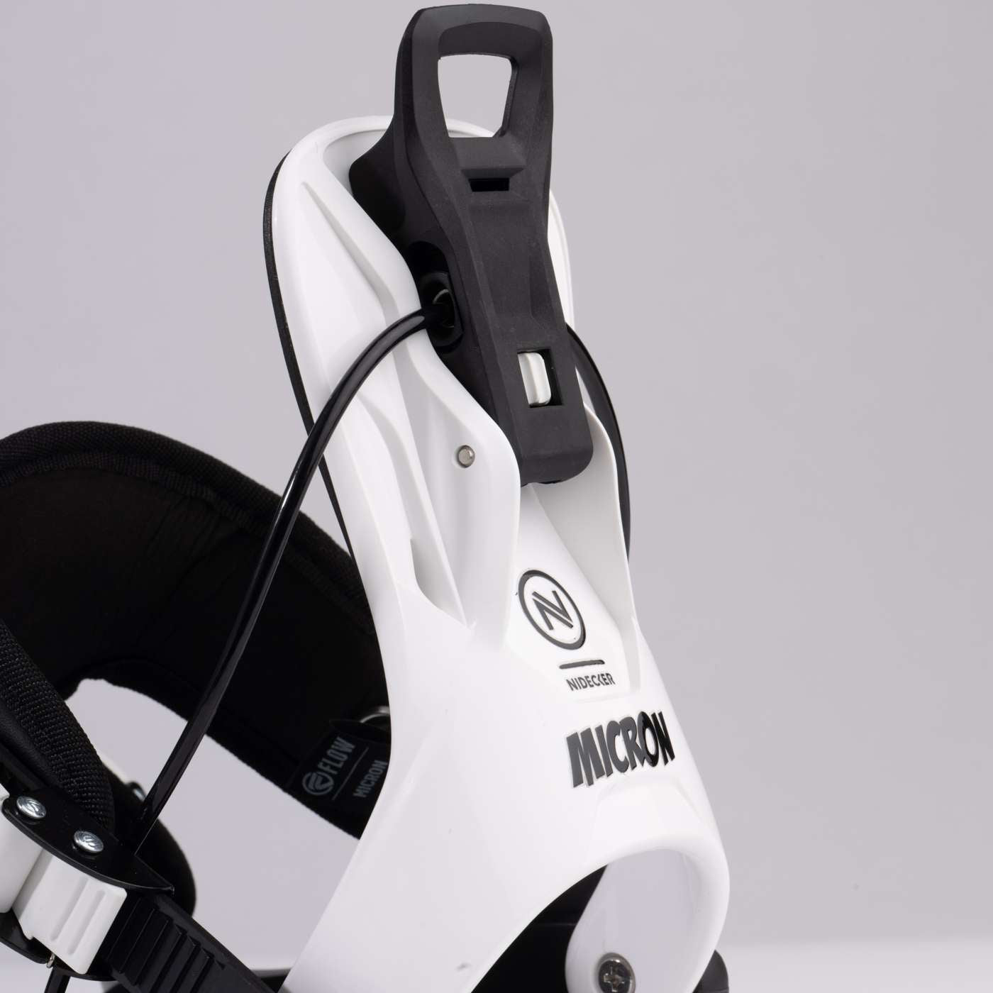 Nidecker Flow Micron fixation snowboard enfant Stormtrooper XS