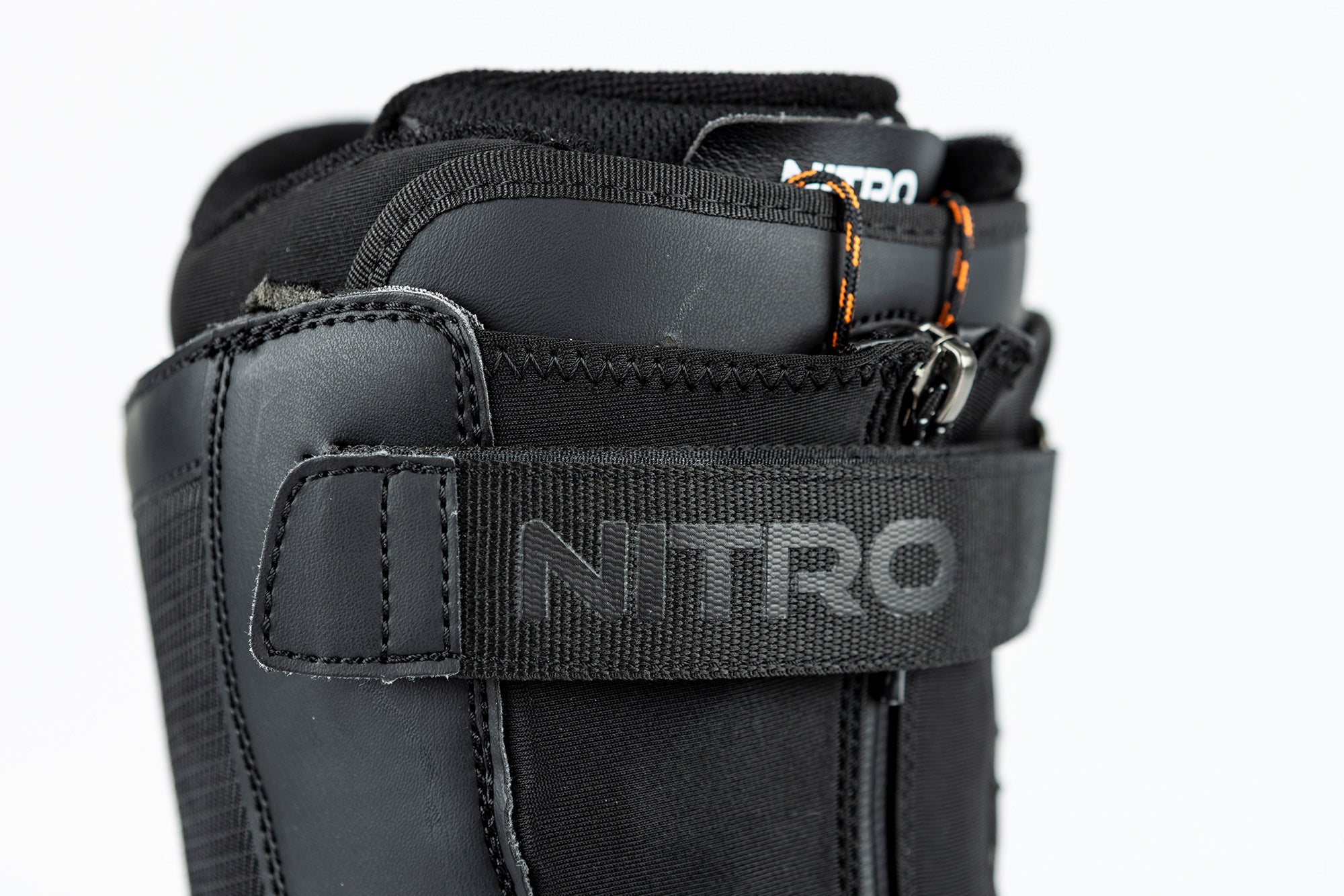 Nitro The Daily boots Black pow surf unisexe