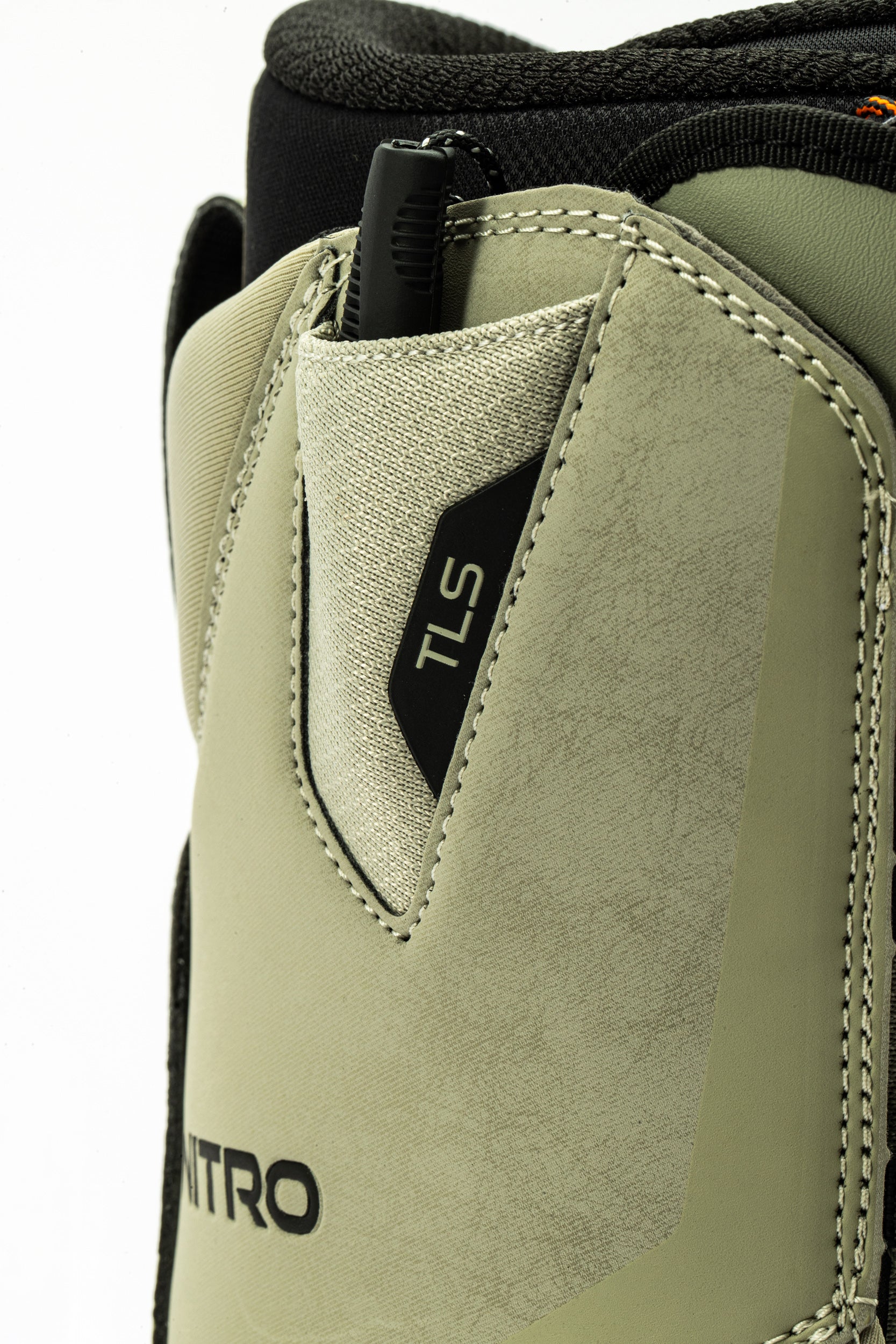 Nitro Sentinel TLS boots snowboard noir 270 all mountain
