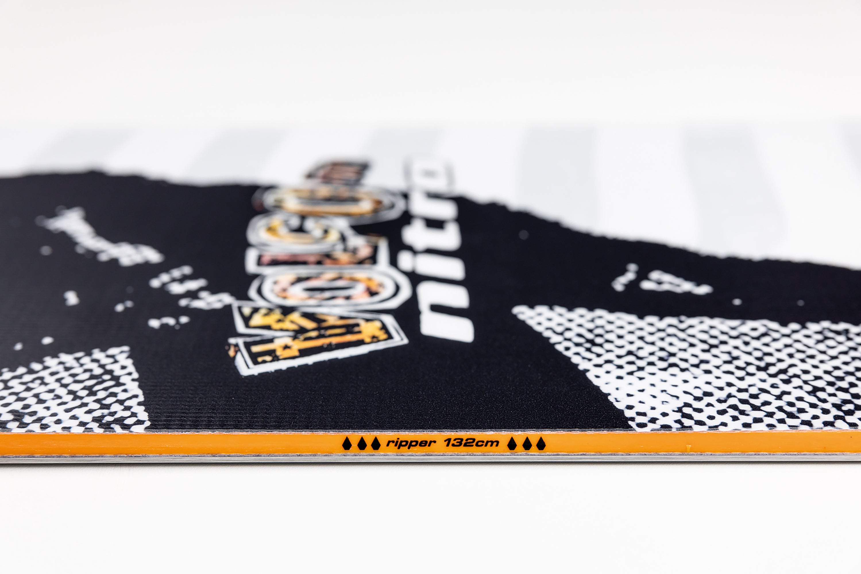 Nitro Ripper Kids 121 planche snowboard enfant Volcom