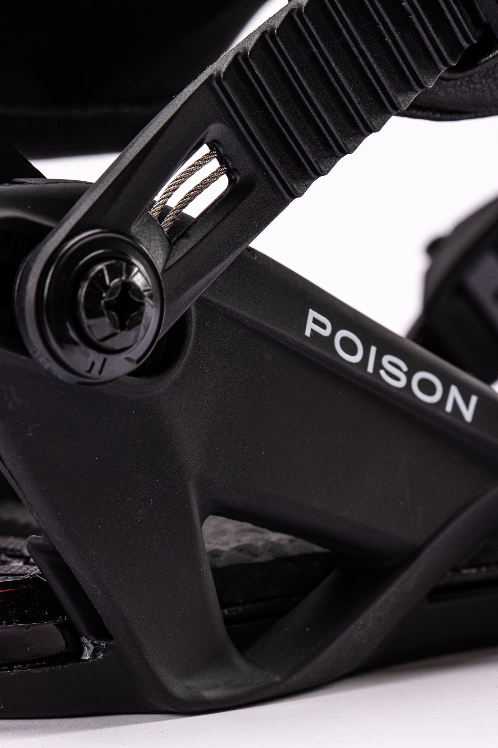 Nitro Poison Fixation Femme S/M Ultra Black all-mountain