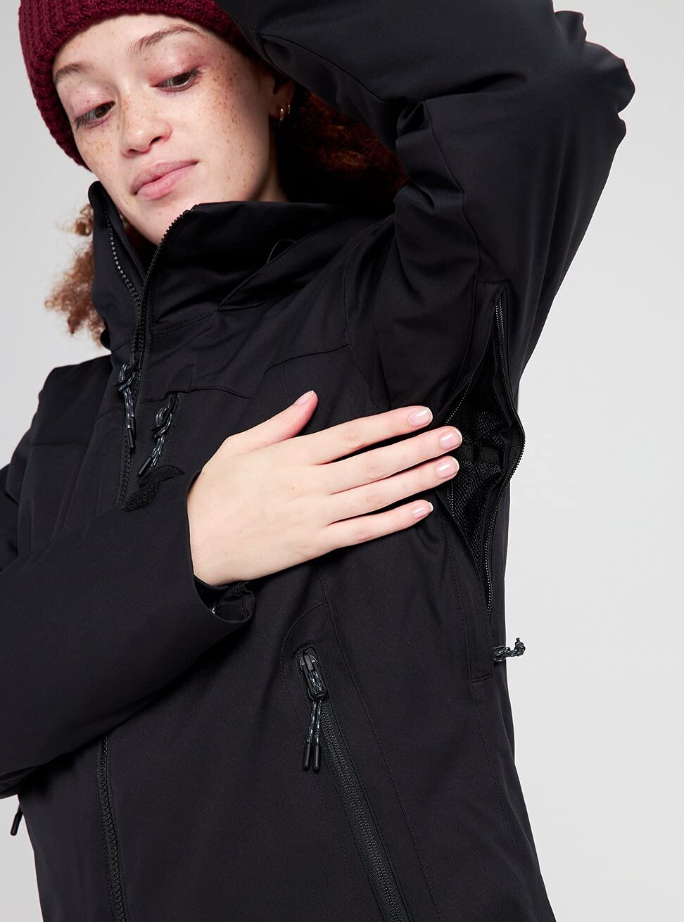 Burton Lelah veste snowboard femme noire isolée