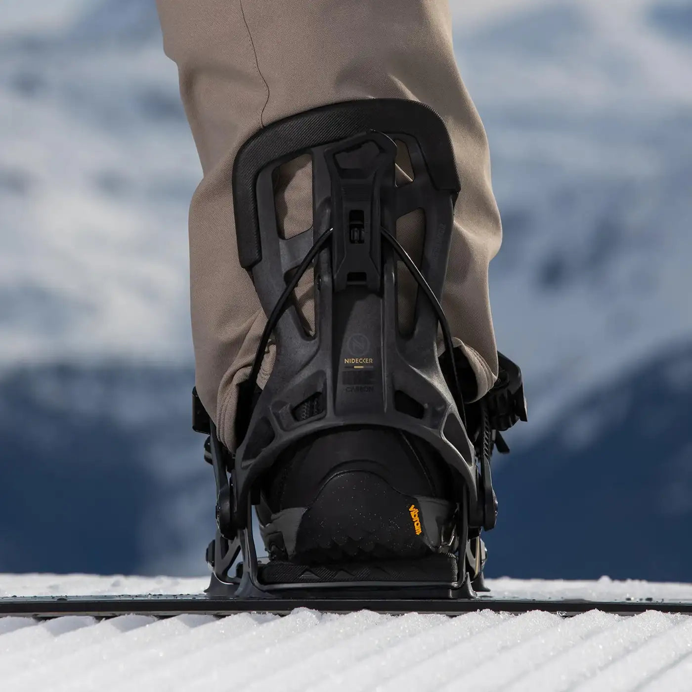 Nidecker NX2 Carbon fixations snowboard noir L rigide