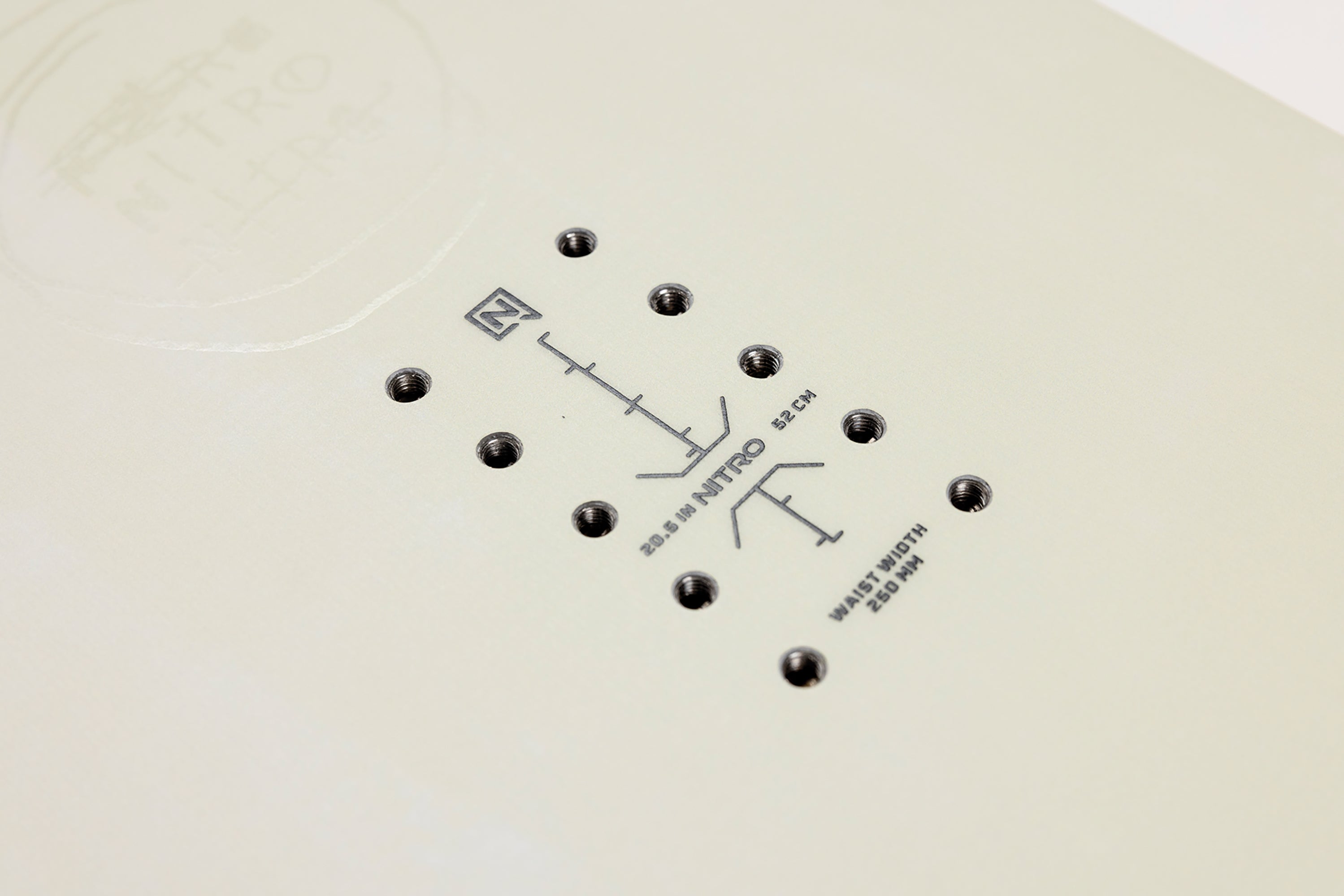Nitro T1 Mid-Wide snowboard 155mw park