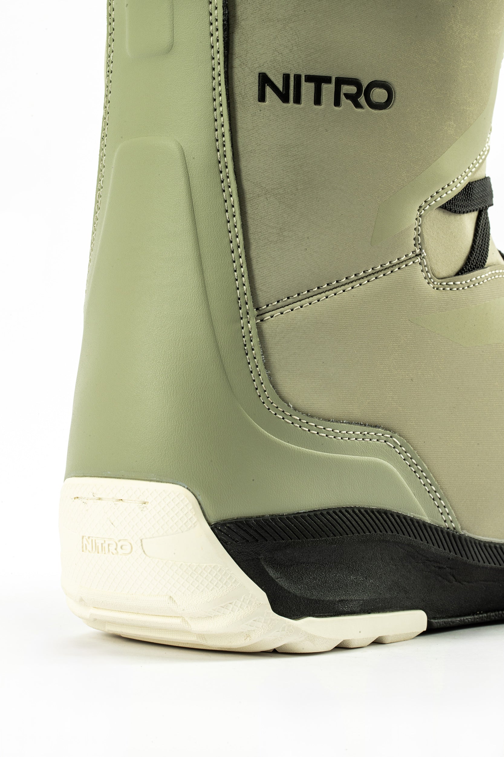 Nitro Sentinel TLS boots snowboard noir 270 all mountain