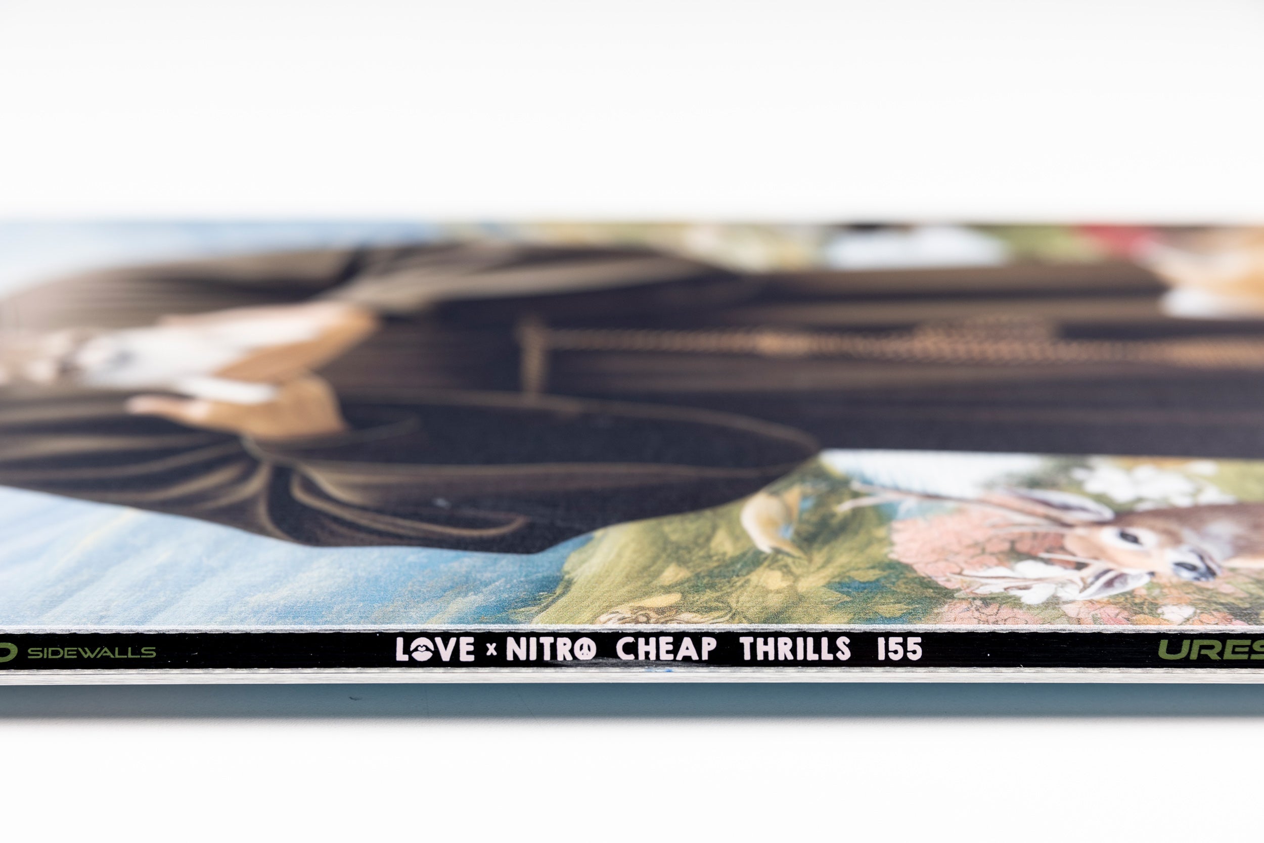 Nitro Cheap Thrills X Love snowboard homme 152 freestyle