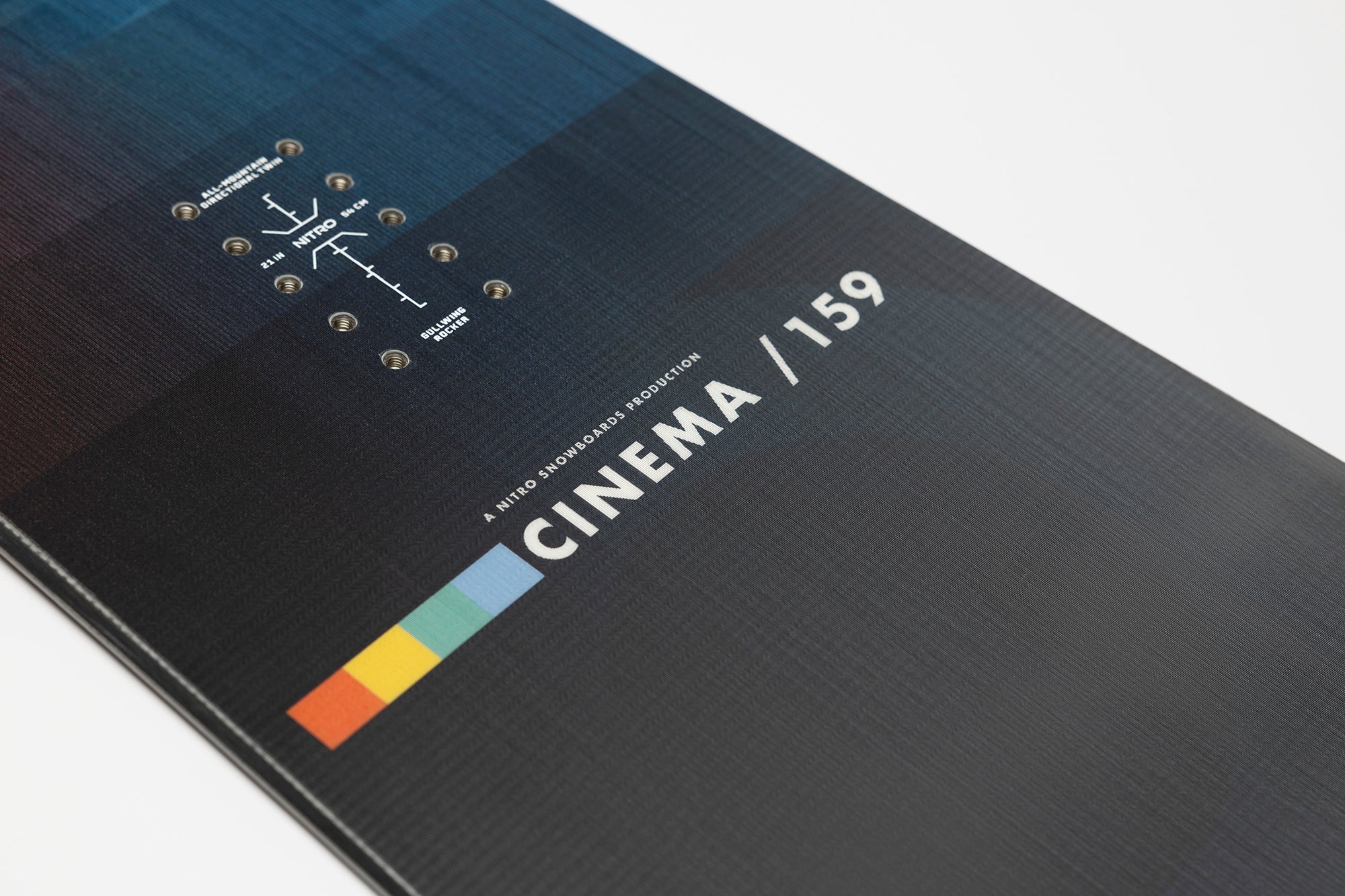 Nitro Cinema 152 planche snowboard twin all mountain